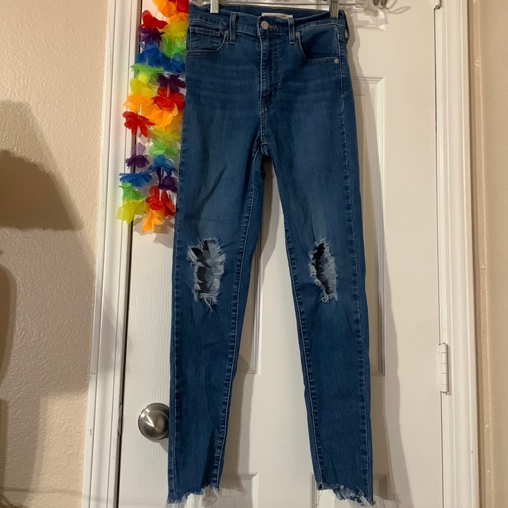 Juniors high rise skinny jeans by levi’s